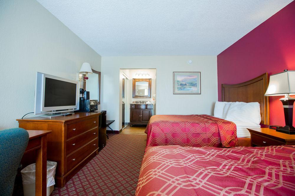 Econo Lodge Inn & Suites ジョプリン エクステリア 写真